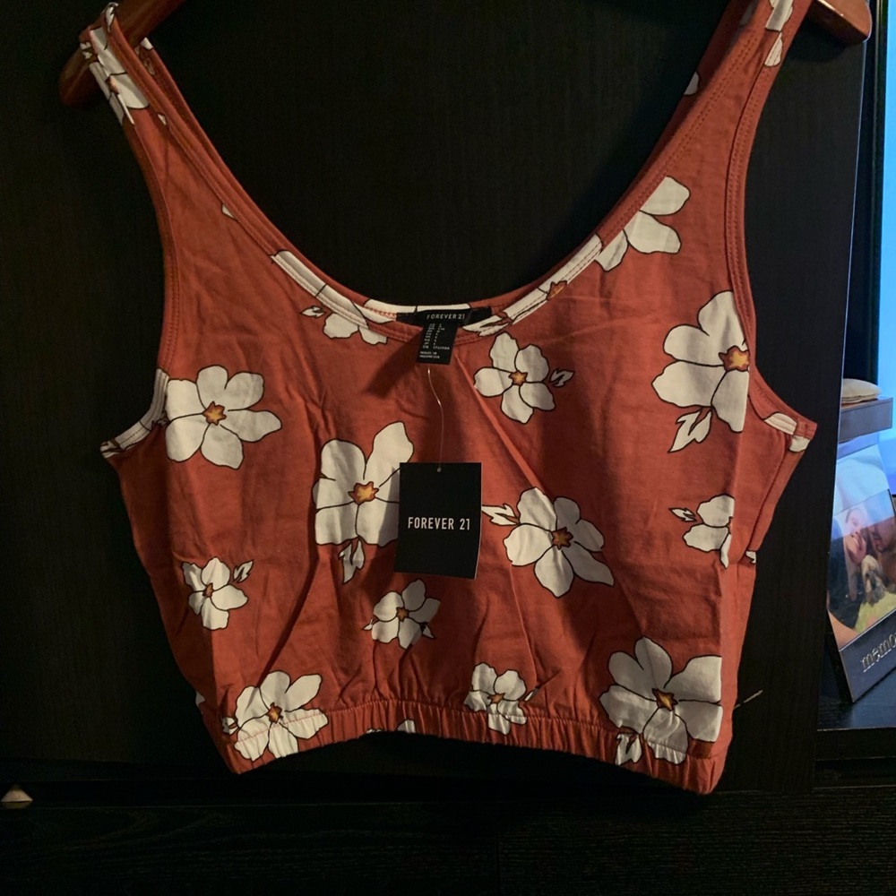 Brand New Forever 21 top w/tags